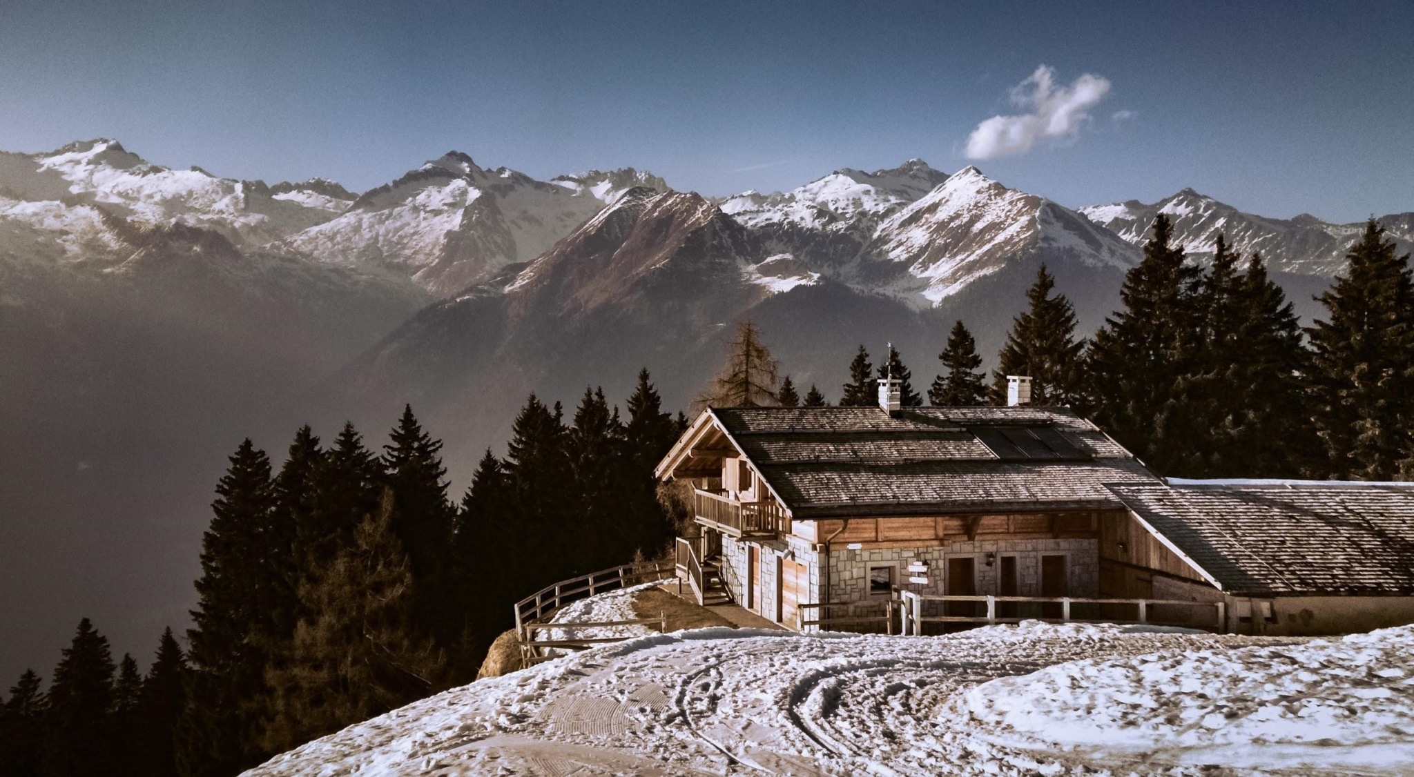 Switzerland: the magnificent panoramas of the Alps