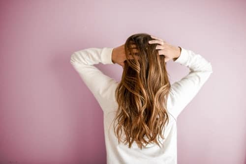 Dry and brittle hair with complementary and herbal medicines